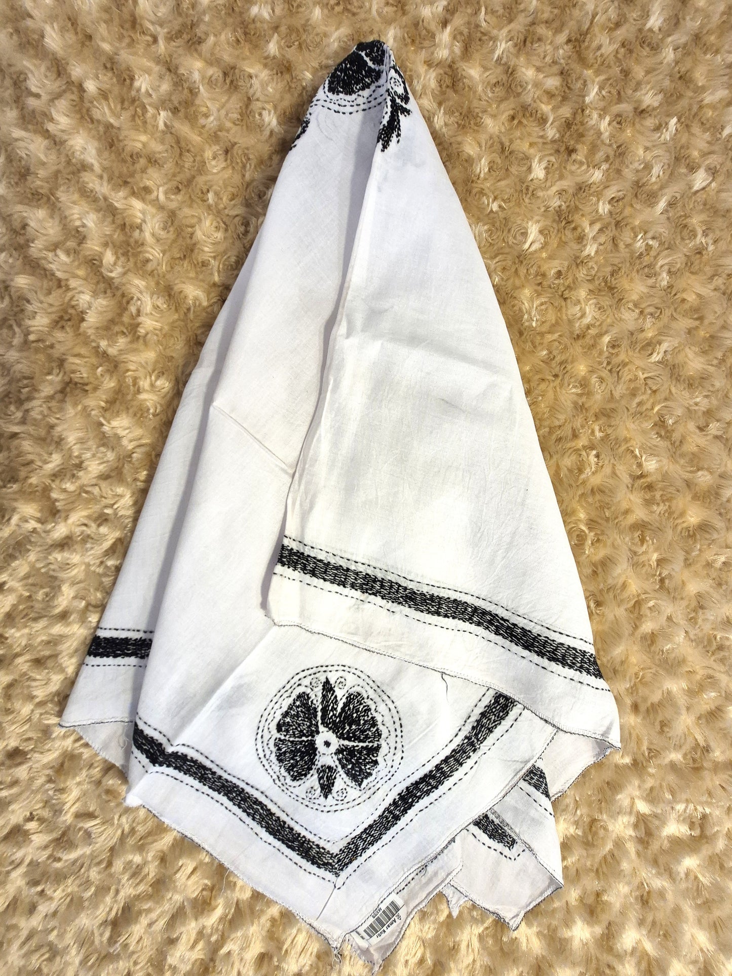 Cotton teapoy table cloth