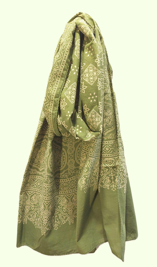 Lightweight Printed Linen Scarf – Soft & Elegant