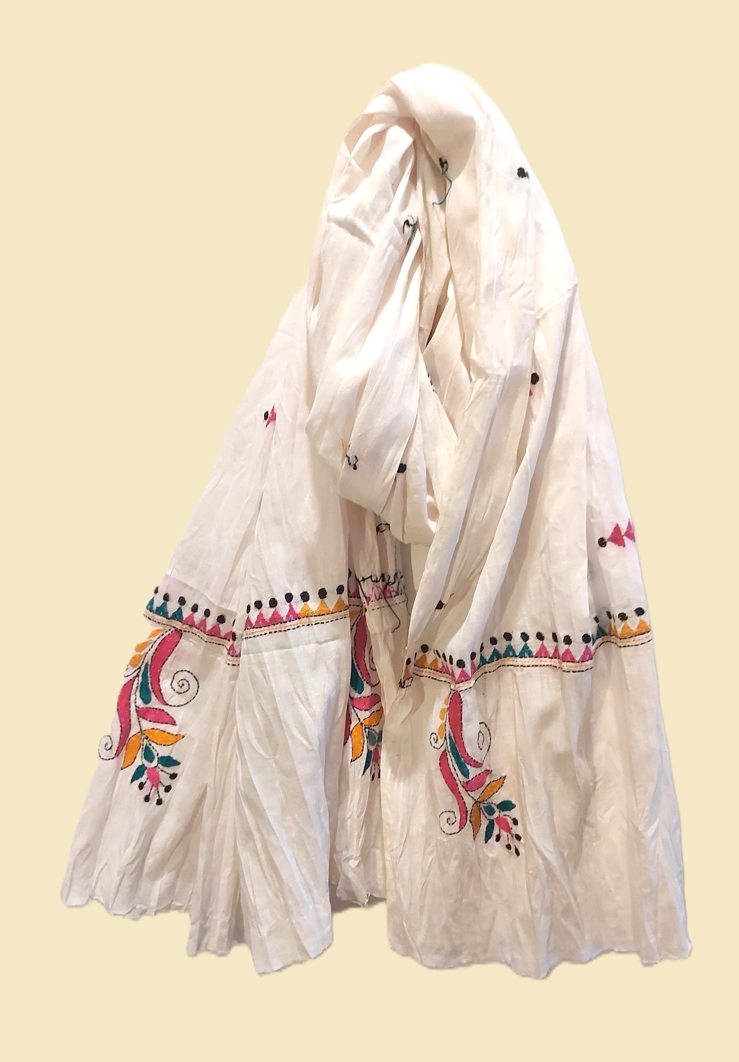 Handcrafted Cotton Kantha Stitch Scarf– Artisanal Elegance